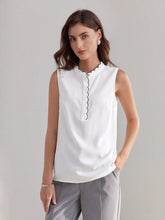 MOTF PREMIUM CONTRAST BINDING SCALLOP EDGE SLEEVELESS BLOUSE